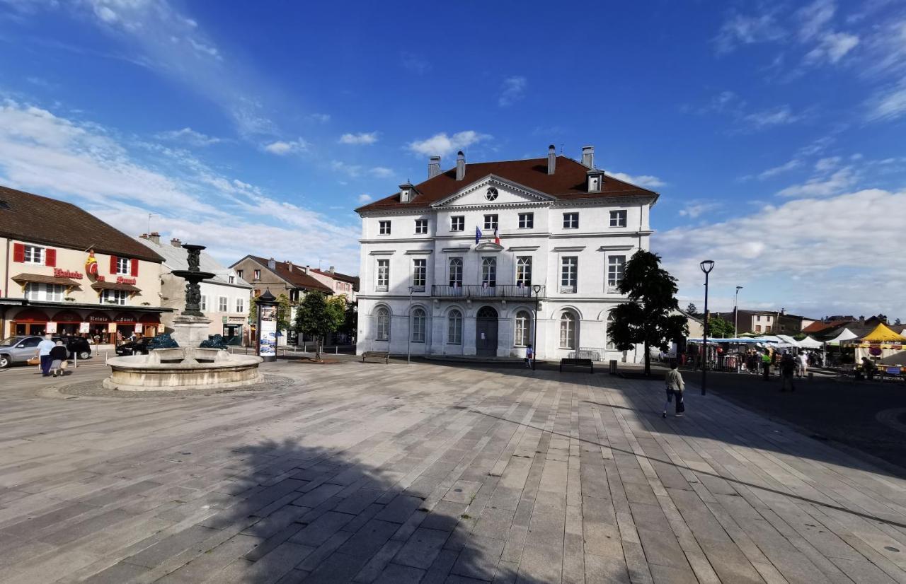 Logement hyper centre Champagnole  Extérieur photo